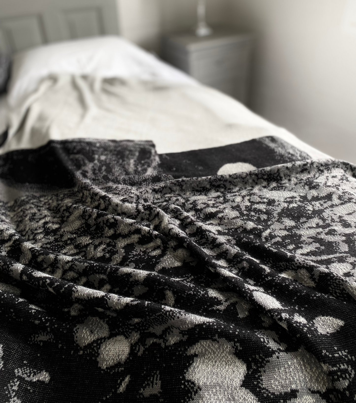 Dyrhólaey blanket.